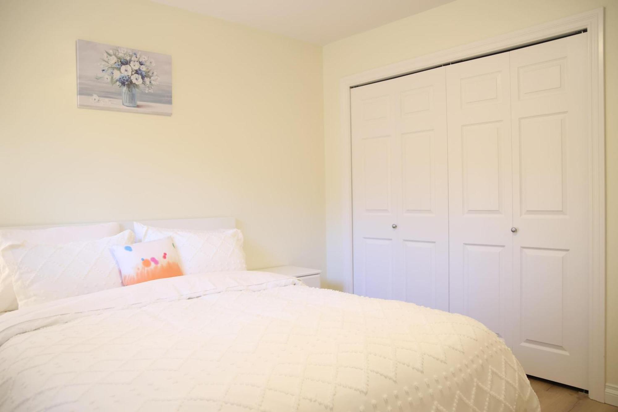 A Private Suite In Port Moody מראה חיצוני תמונה