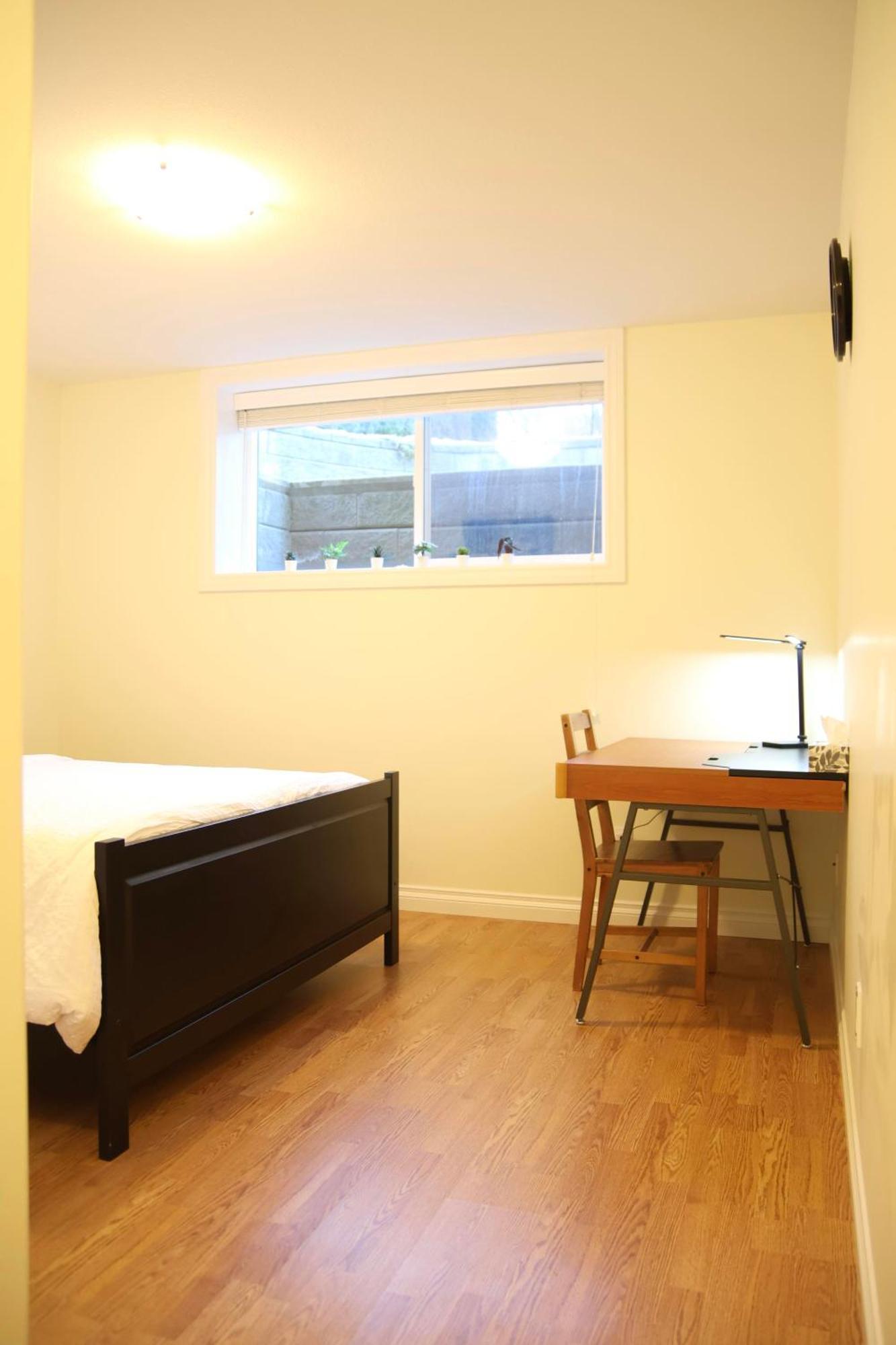 A Private Suite In Port Moody מראה חיצוני תמונה